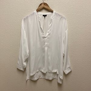 Sen Split Neck Blouse Medium